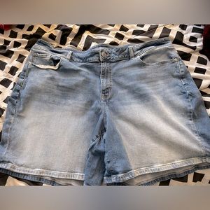 Jean shorts perfect for a summer day!